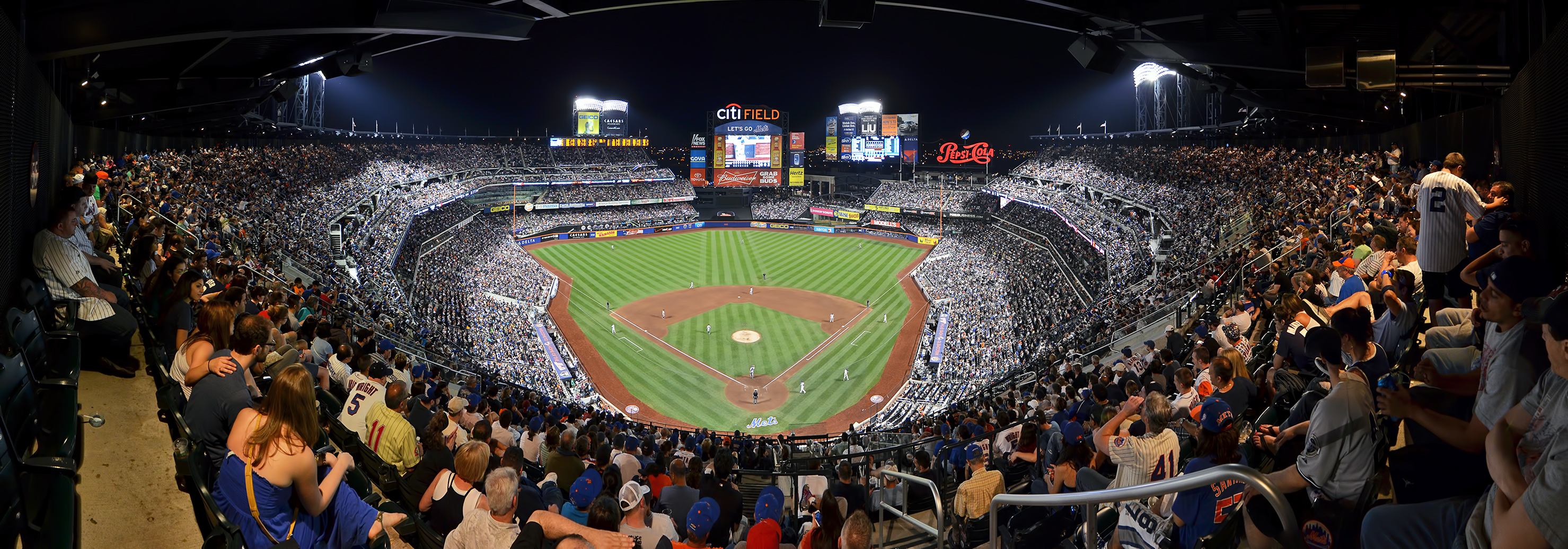 126_5495-citi-field-panorama-photomerge-mets-yankees